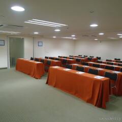 Отель Holiday Inn Express Guadalajara Expo