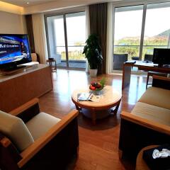 Отель Mingshen Golf & Bay Resort Sanya комната для гостей