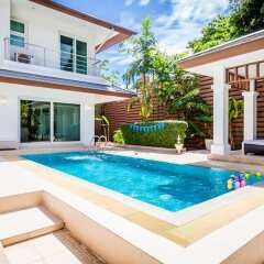 Отель The Rest Pool Villa Pattaya бассейн фото 3
