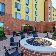 Отель TownePlace Suites by Marriott Frederick фото 5
