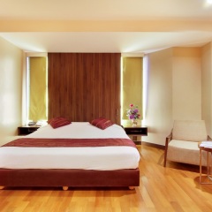 Отель Bally Suite Silom Бангкок комната для гостей фото 3