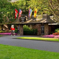 Отель Royal Scot Hotel & Suites Канада, Виктория - отзывы, цены и фото номеров - забронировать отель Royal Scot Hotel & Suites онлайн развлечения