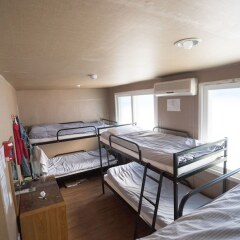 Отель Beewon Guest House - Hostel Южная Корея, Сеул - отзывы, цены и фото номеров - забронировать отель Beewon Guest House - Hostel онлайн комната для гостей фото 5