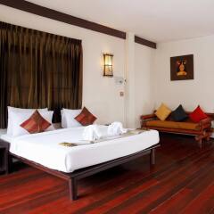 Отель Bamboo Beach Hotel And Spa Таиланд, Пхукет - 4 отзыва об отеле, цены и фото номеров - забронировать отель Bamboo Beach Hotel And Spa онлайн комната для гостей фото 3