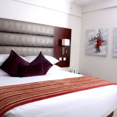 BON Hotel Stratton Asokoro комната для гостей фото 3