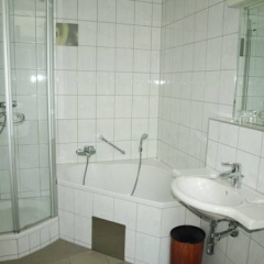 Hotel Terminus Vienna in Vienna, Austria from 124$, photos, reviews - zenhotels.com bathroom