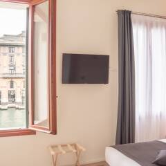 Отель Grand Canal Suites Италия, Венеция - отзывы, цены и фото номеров - забронировать отель Grand Canal Suites онлайн комната для гостей фото 3