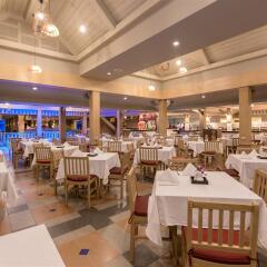 Отель Best Western Premier Bangtao Beach Resort And Spa Пхукет питание