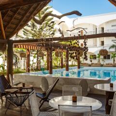 Playa Del Carmen Hotel By H&a Плая-дель-Кармен бассейн фото 3