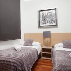Отель Akira Flats Plaza Catalunya Барселона детские мероприятия