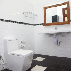 Отель Samwill Holiday Resort ванная