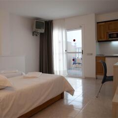 Отель Apartamentos Panoramic Испания, Ивиса - отзывы, цены и фото номеров - забронировать отель Apartamentos Panoramic онлайн в номере фото 2
