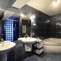 Ikar in Bydgoszcz, Poland from 58$, photos, reviews - zenhotels.com bathroom