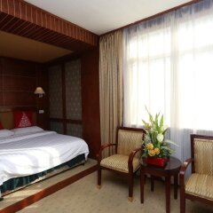 Отель Sunjoy Inn комната для гостей фото 2