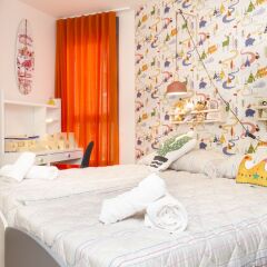 Отель ApartUP Gulliver Kids Испания, Валенсия - отзывы, цены и фото номеров - забронировать отель ApartUP Gulliver Kids онлайн комната для гостей фото 3