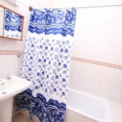 Apaade Lodge in Accra, Ghana from 93$, photos, reviews - zenhotels.com bathroom