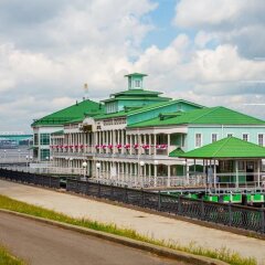 Гостиница на воде Волжская Жемчужина в Ярославле - забронировать гостиницу на воде Волжская Жемчужина, цены и фото номеров Ярославль приотельная территория фото 2