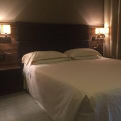 Waldorf Suite Hotel комната для гостей