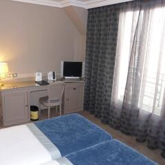 Отель Best Western Hôtel Victor Hugo удобства в номере