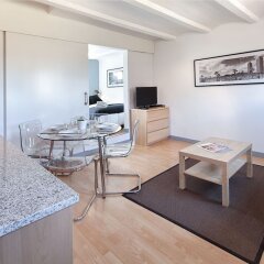Апартаменты Habitat Apartments Attic Terrace Барселона комната для гостей фото 3