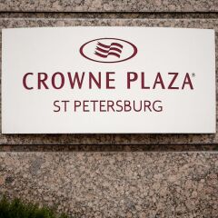 Гостиница Crowne Plaza St.Petersburg-Ligovsky (Краун Плаза Санкт-Петербург Лиговский) парковка
