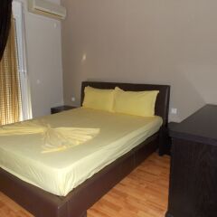 Hotel Renato Саранда сейф в номере