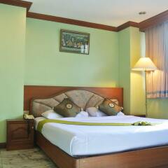 Отель At Paradise By Compass Hospitality Бангкок комната для гостей фото 3