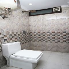 OYO 4883 Duke Hotel ванная