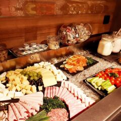 Hotel Baren am Bundesplatz питание