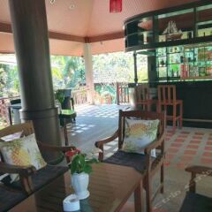 Отель Thai Modern Resort & Spa Таиланд, Бухта Чалонг - отзывы, цены и фото номеров - забронировать отель Thai Modern Resort & Spa онлайн гостиничный бар