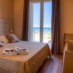 Отель Albergo Aquila Римини комната для гостей фото 6