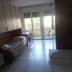 Отель Residence Maryel Италия, Римини - отзывы, цены и фото номеров - забронировать отель Residence Maryel онлайн комната для гостей фото 2