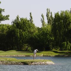 Отель Algodon Wine Estates and Champions Club Аргентина, Сан-Рафаэль - отзывы, цены и фото номеров - забронировать отель Algodon Wine Estates and Champions Club онлайн приотельная территория фото 2
