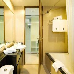 Golden Pearl Hotel Бангкок ванная фото 2