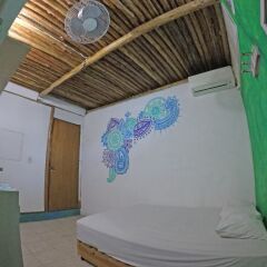 Отель Hostel Playa by The Spot Мексика, Плая-дель-Кармен - отзывы, цены и фото номеров - забронировать отель Hostel Playa by The Spot онлайн комната для гостей фото 4