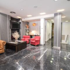 Отель Petit Palace Puerta Del Sol Мадрид спа