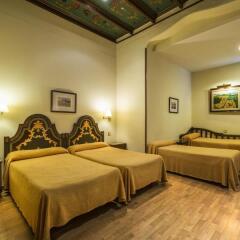 Mesón Castilla Atiram Hotel 2* Стандартный номер с различными типами кроватей фото 34