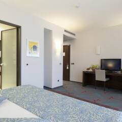 LifeDESIGN Hotel удобства в номере фото 2