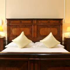 Отель Dimora Le Tre Muse Bed & Breakfast Лечче сейф в номере