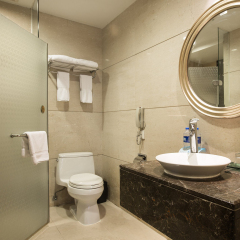 King Garden Hotel комната для гостей