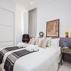 Отель Sweet Inn Apartments - Fira Sants Испания, Барселона - отзывы, цены и фото номеров - забронировать отель Sweet Inn Apartments - Fira Sants онлайн комната для гостей фото 2