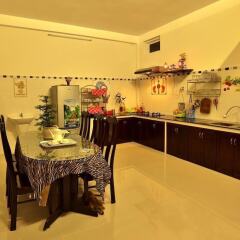 Отель Han Huyen Homestay Хойан питание фото 2