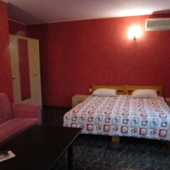 Отель Guest House Dobrev Болгария, Карджали - отзывы, цены и фото номеров - забронировать отель Guest House Dobrev онлайн комната для гостей
