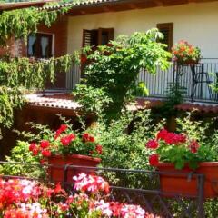 Отель Agriturismo La Casa Del Ghiro Пимонт фото 7