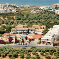 Lavris Hotel Bungalows пляж