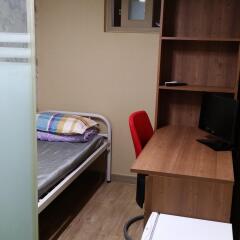 Greenyard Hostel сейф в номере