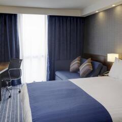 Отель Holiday Inn Express London - ExCeL комната для гостей фото 5