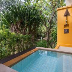 Отель Movenpick Resort & Spa Karon Beach Phuket бассейн фото 2