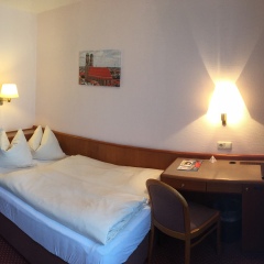 Hotel Carmen комната для гостей