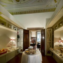 Отель Relais Santa Croce питание
